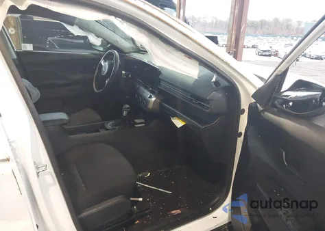 2024 Hyundai Kona Se z USA, uszkodzony, nr VIN KM8HACAB0RU083707